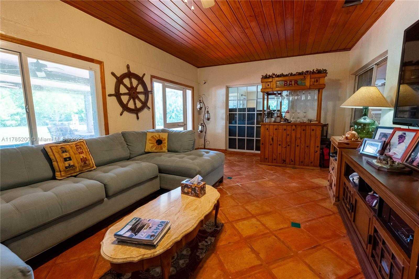 Small Image of 8001 SOUTH WEST 133RD, Pinecrest Number 22
