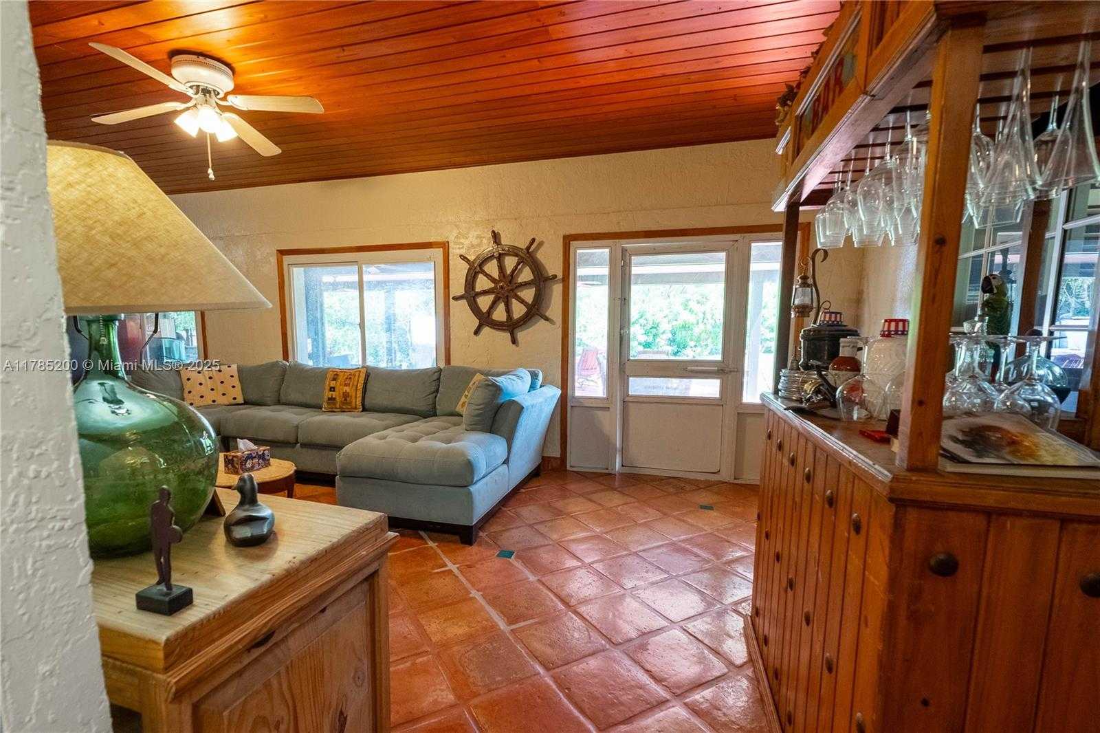 Small Image of 8001 SOUTH WEST 133RD, Pinecrest Number 24