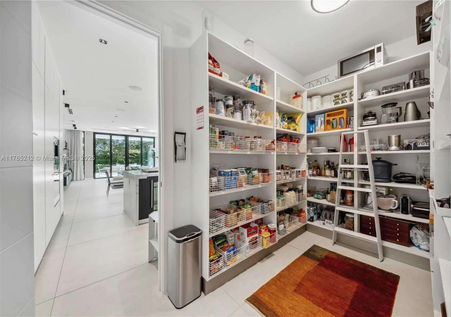 Small Image of 8825 SOUTH WEST 64TH CT, Pinecrest Number 10