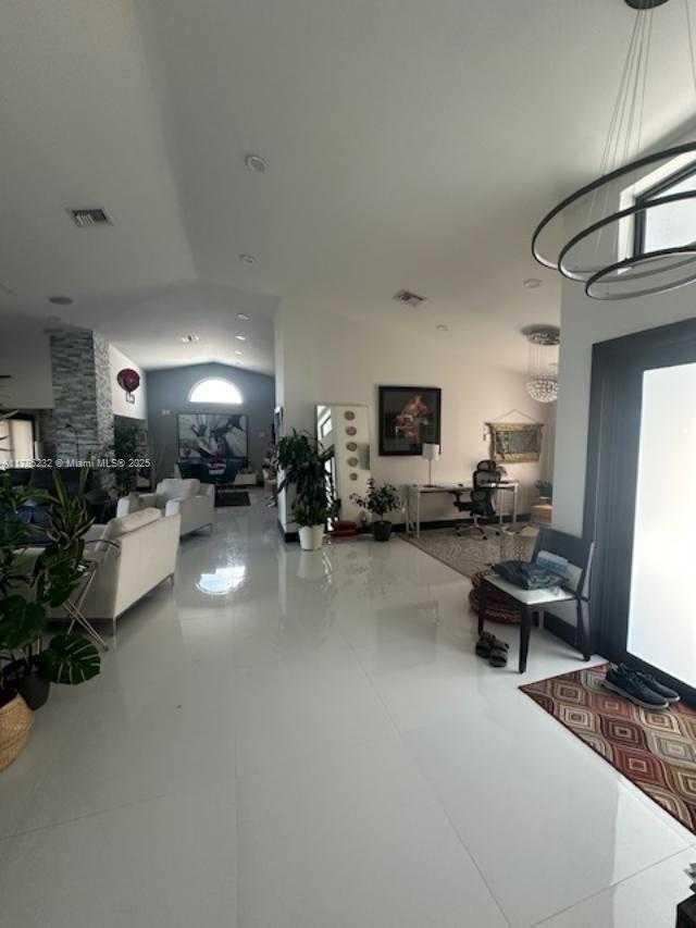 Small Image of 19430 NORTH WEST 87TH PL, Hialeah Number 14