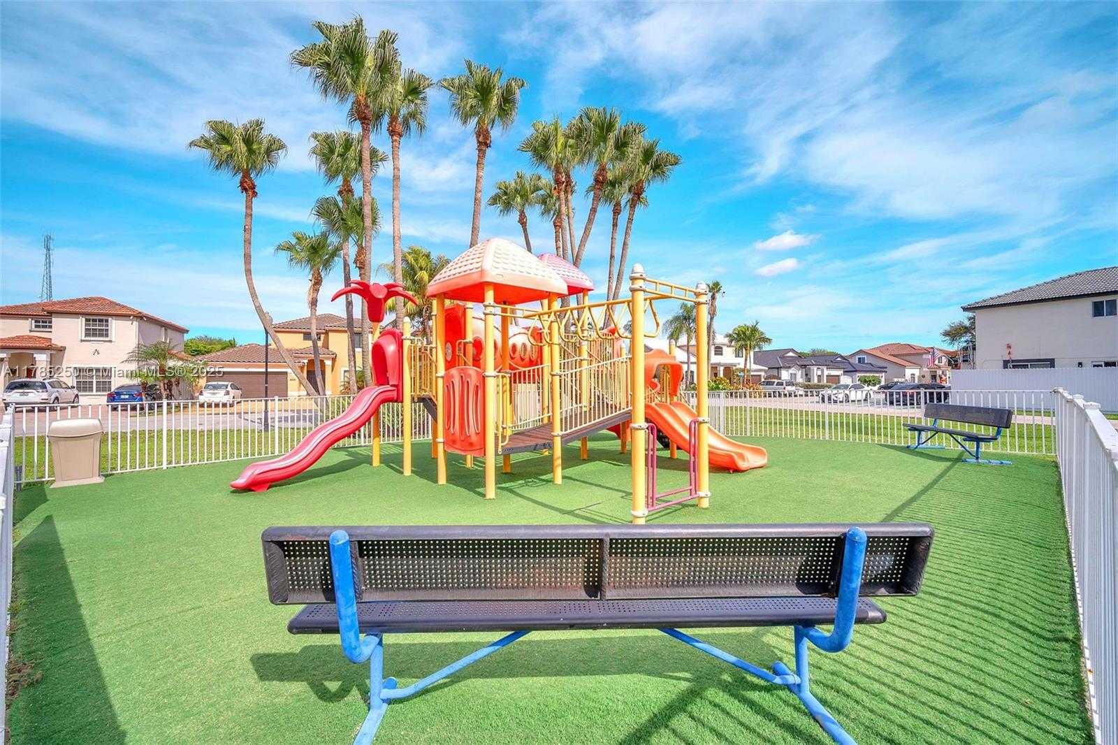 Small Image of 8300 NORTH WEST 201ST ST, Hialeah Number 32