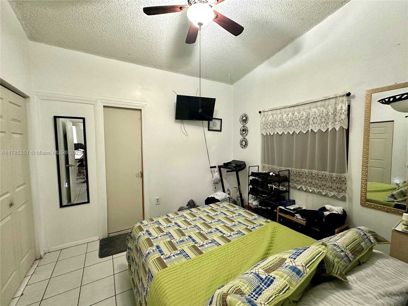 Small Image of 6854 WEST 25TH CT, Hialeah Number 11