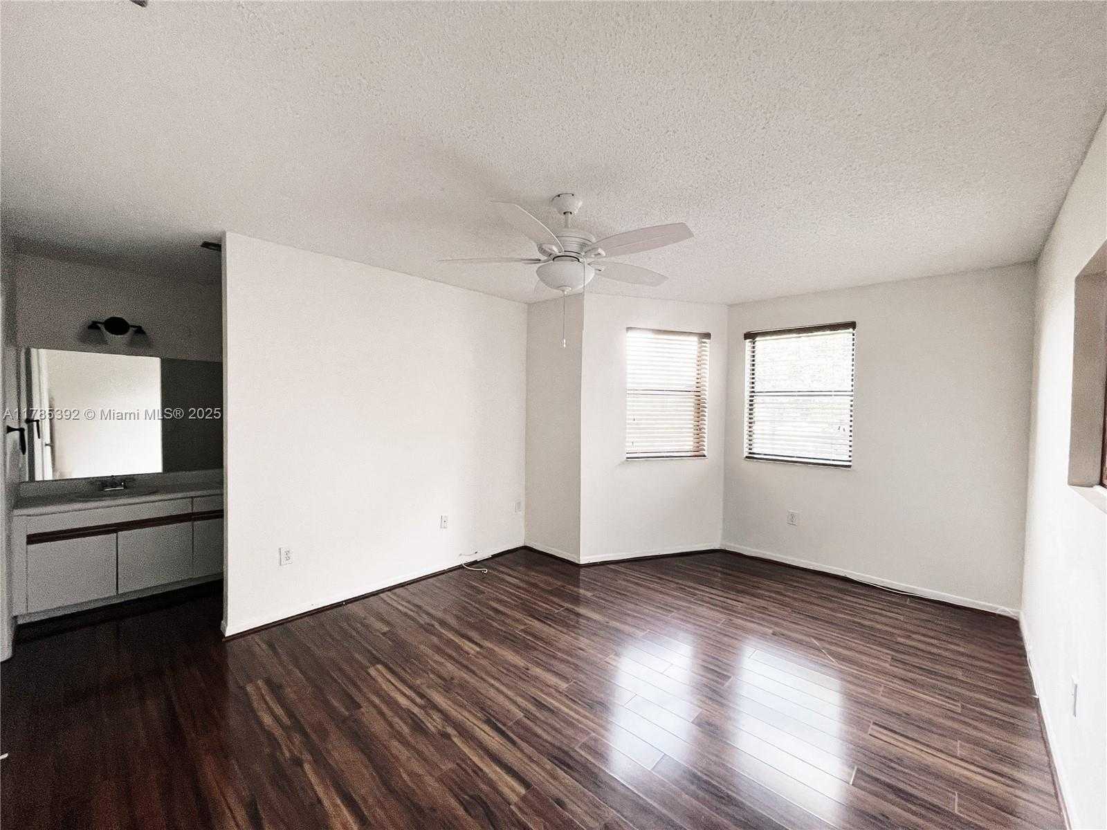 Small Image of 11263 SOUTH WEST 9TH CT, Pembroke Pines Number 4