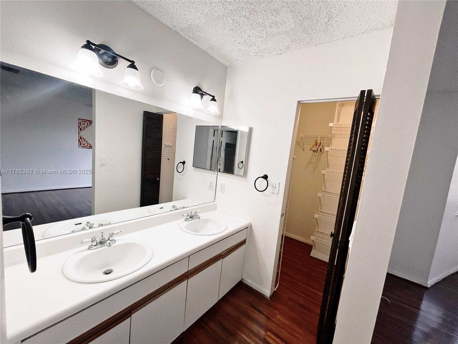 Small Image of 11263 SOUTH WEST 9TH CT, Pembroke Pines Number 5