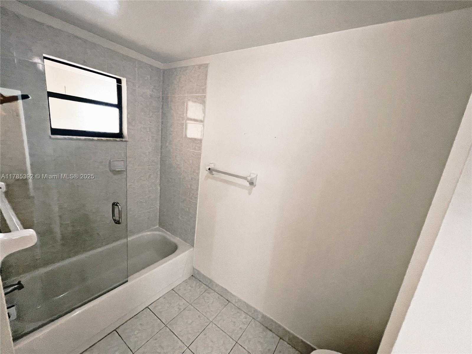 Small Image of 11263 SOUTH WEST 9TH CT, Pembroke Pines Number 7