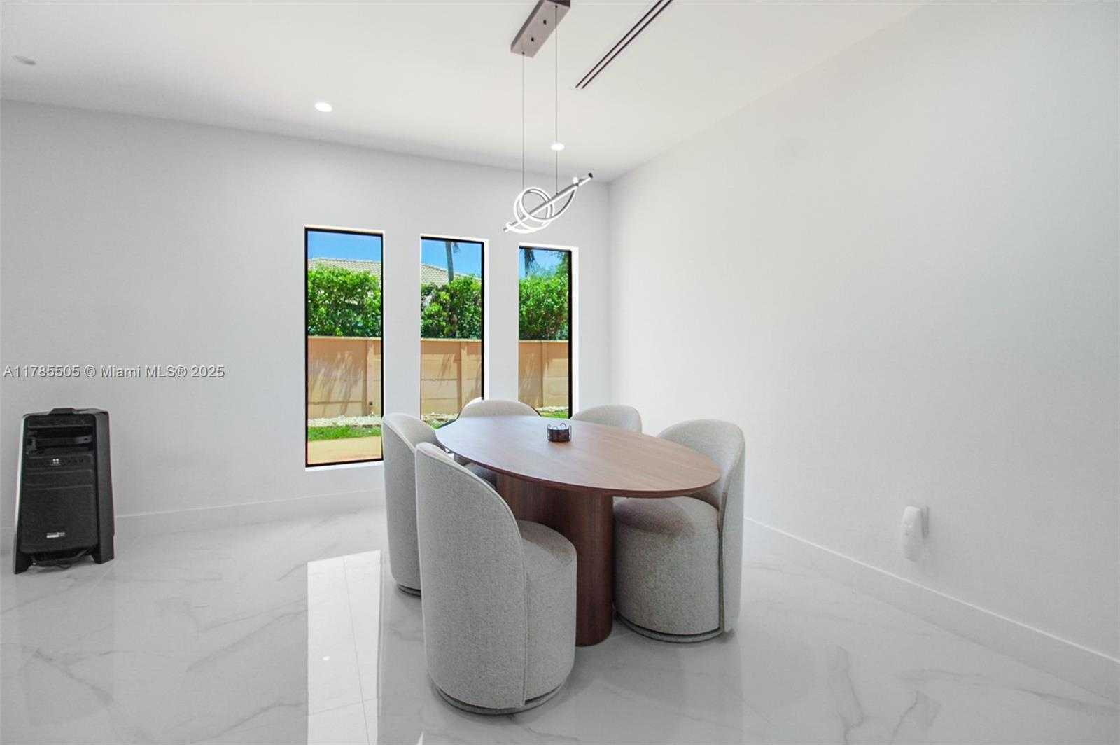 Small Image of 16239 NORTH WEST 91ST CT, Miami Lakes Number 19