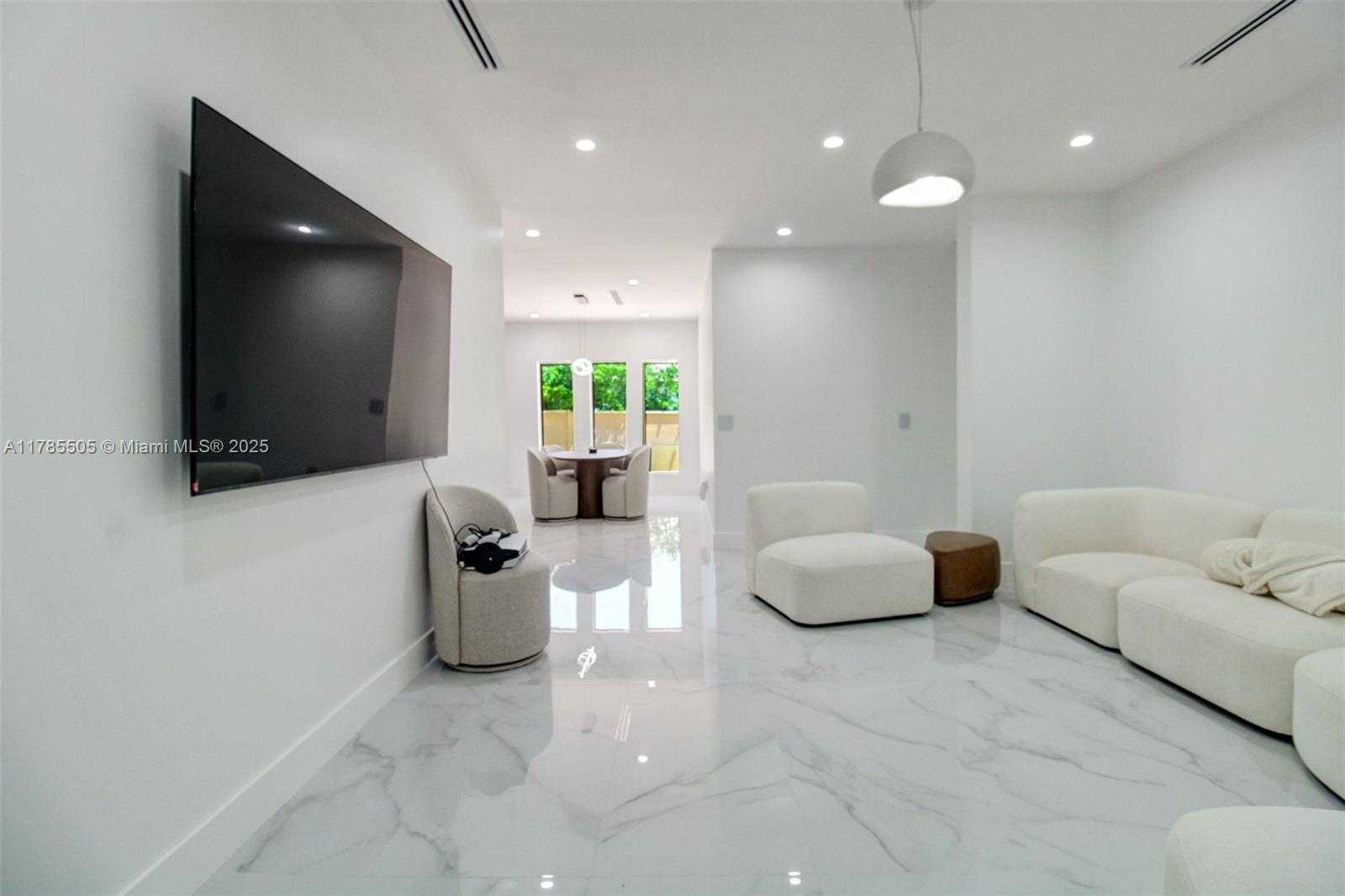 Small Image of 16239 NORTH WEST 91ST CT, Miami Lakes Number 21