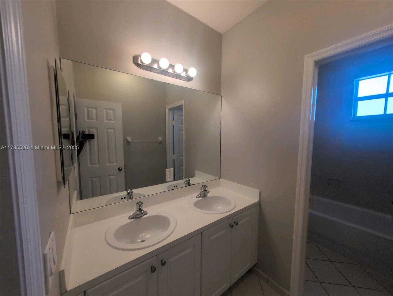 Small Image of 146 NORTH EAST 36TH TER, Homestead Number 10