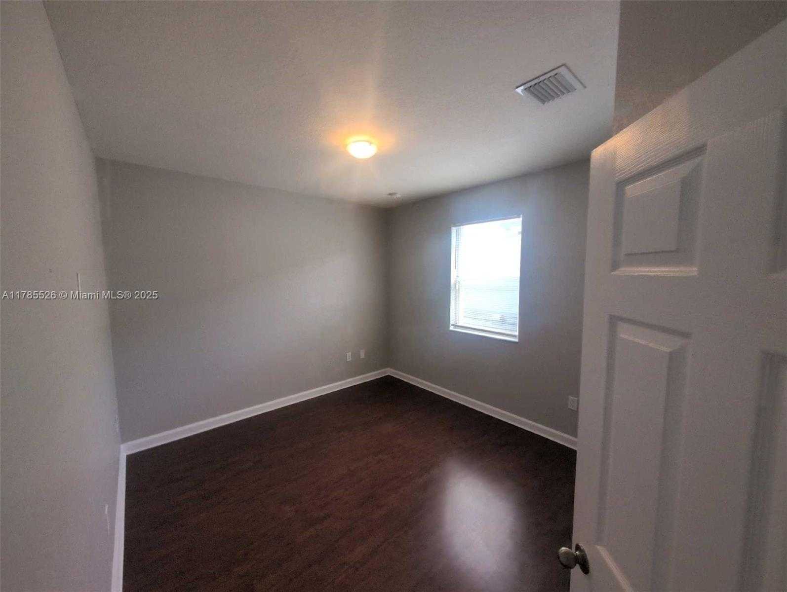 Small Image of 146 NORTH EAST 36TH TER, Homestead Number 13