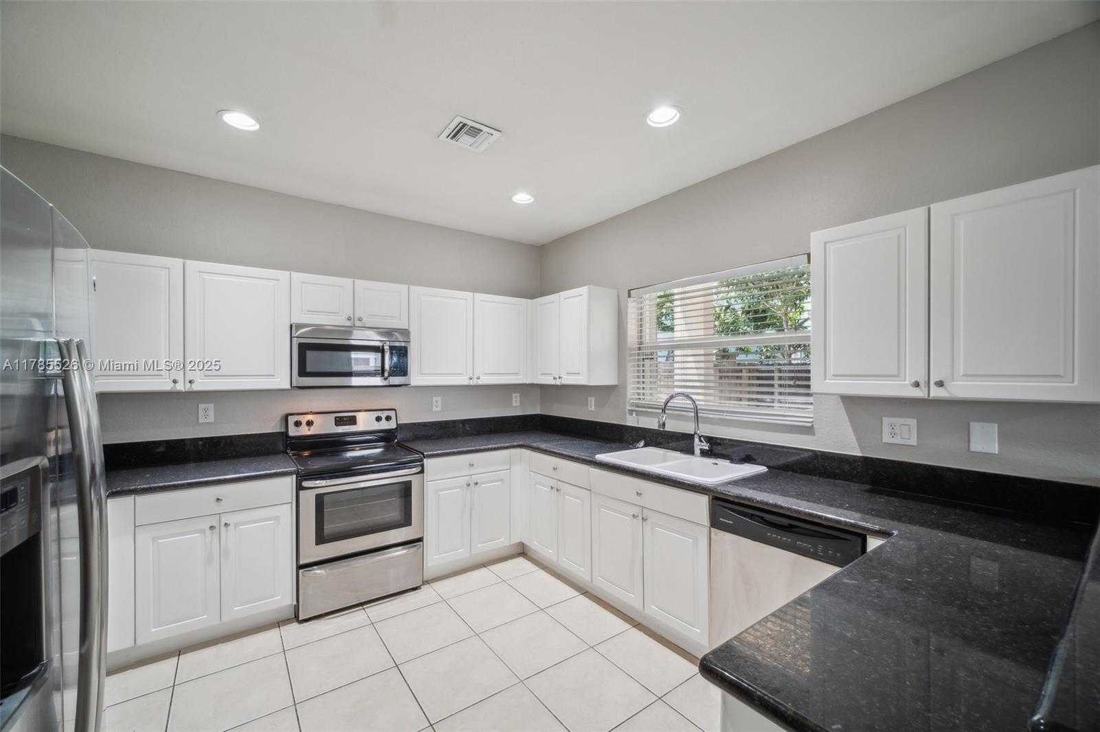 Small Image of 146 NORTH EAST 36TH TER, Homestead Number 8