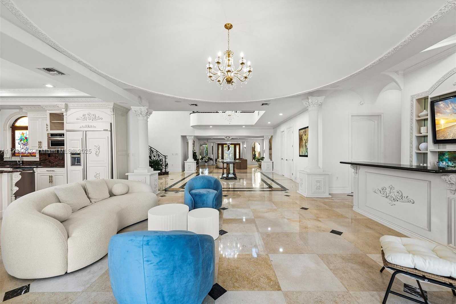 Small Image of 270 ATLANTIC AVE, Sunny Isles Beach Number 12