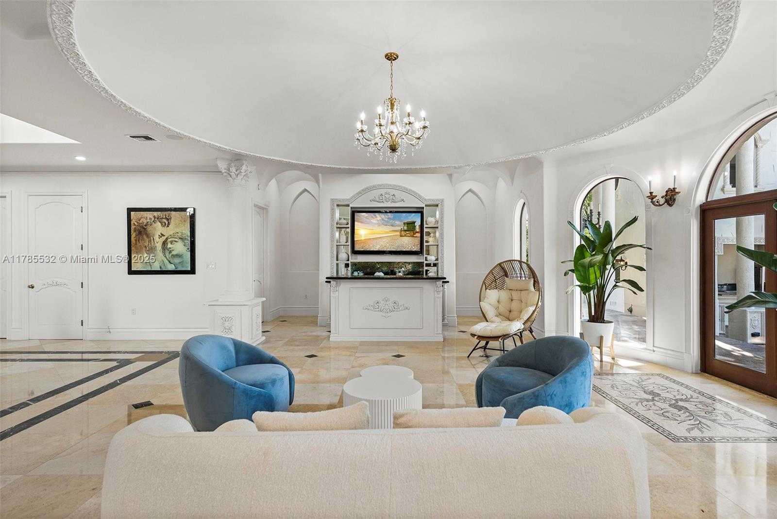 Small Image of 270 ATLANTIC AVE, Sunny Isles Beach Number 13