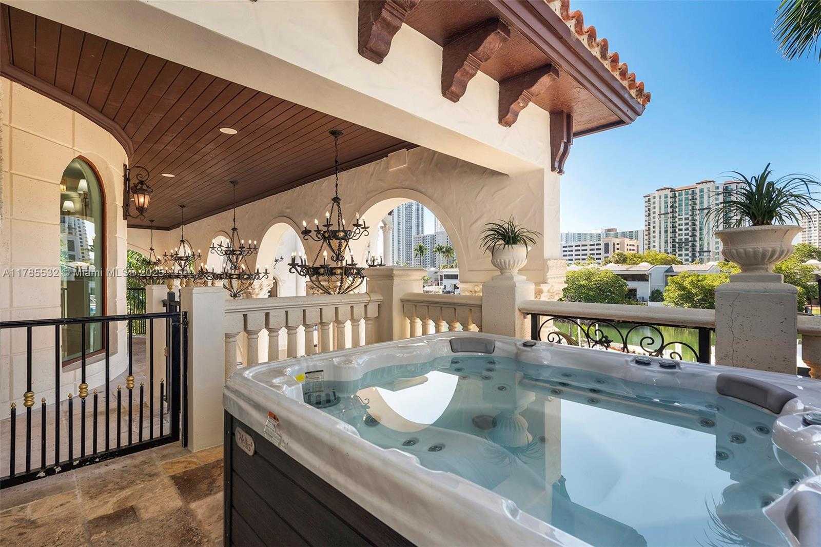 Small Image of 270 ATLANTIC AVE, Sunny Isles Beach Number 42