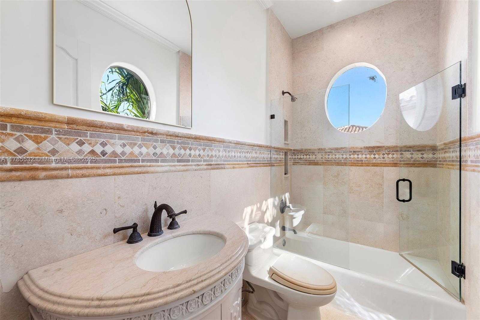 Small Image of 270 ATLANTIC AVE, Sunny Isles Beach Number 47