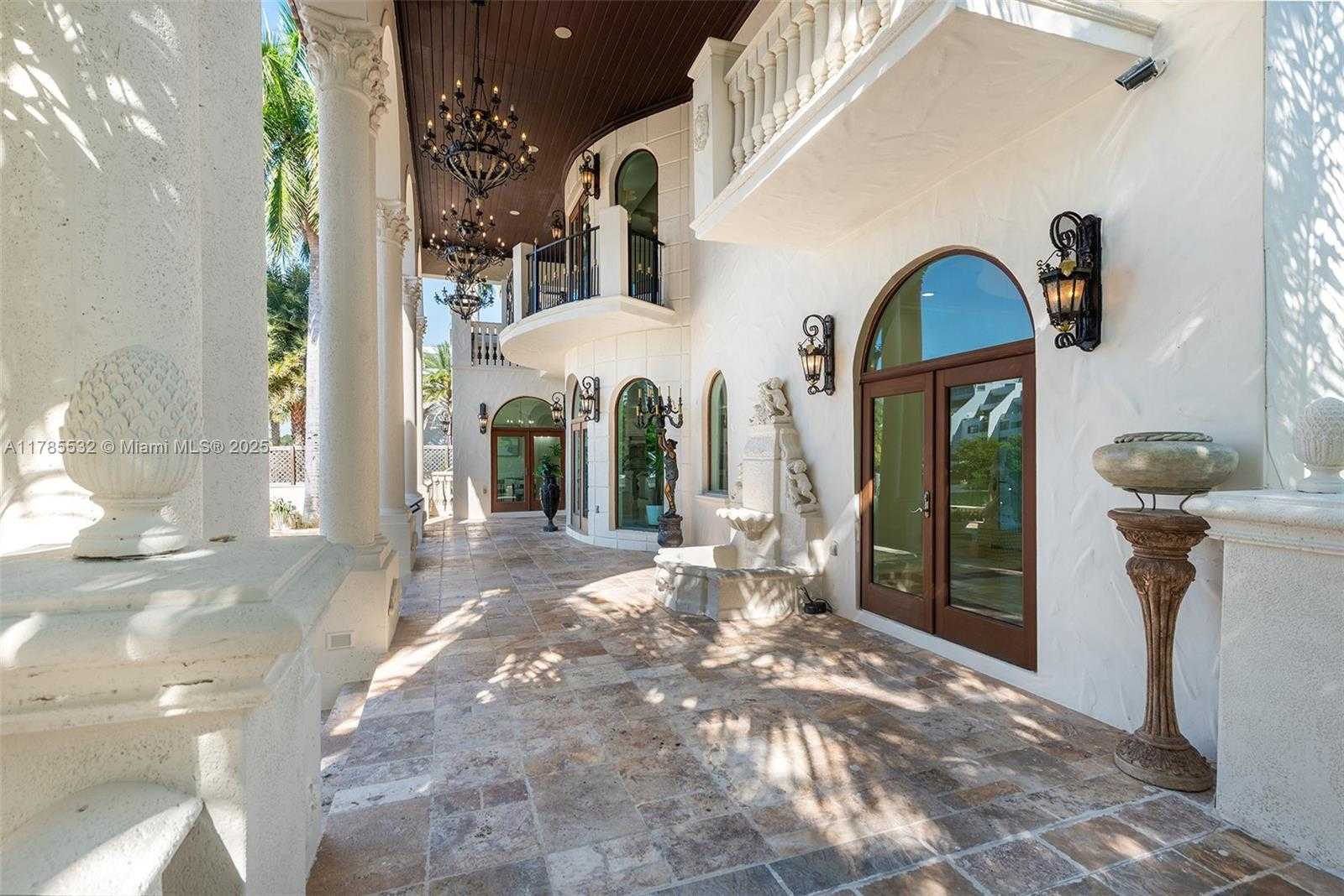 Small Image of 270 ATLANTIC AVE, Sunny Isles Beach Number 63