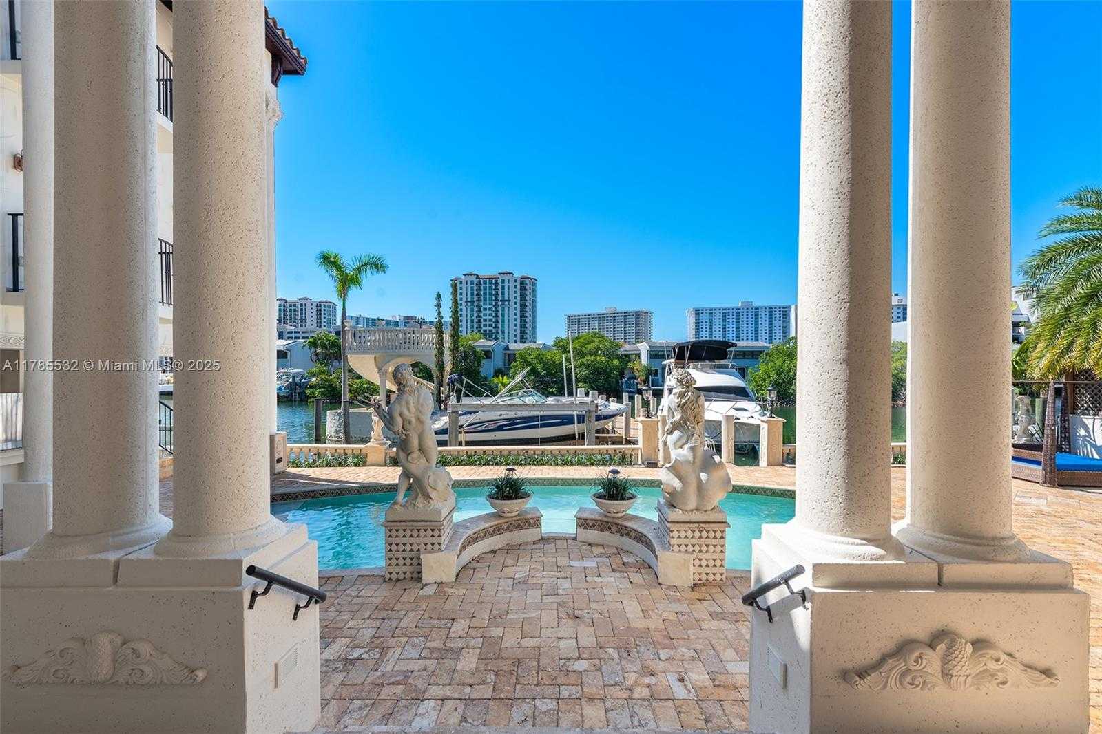 Small Image of 270 ATLANTIC AVE, Sunny Isles Beach Number 64