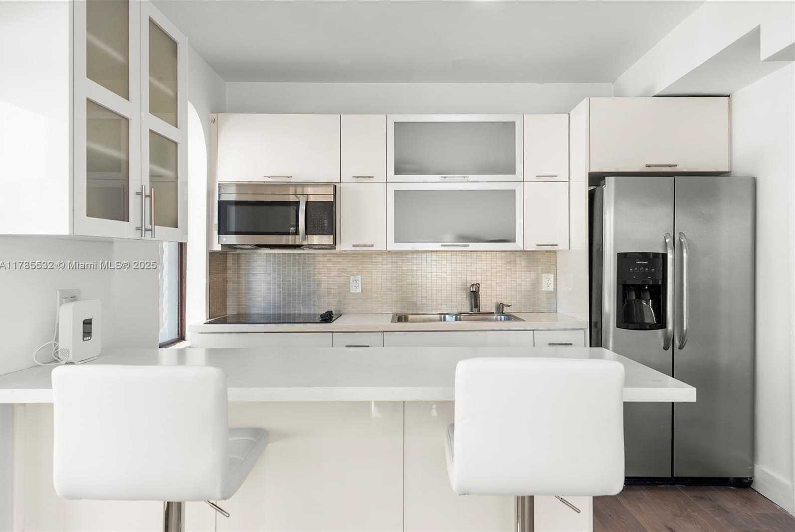 Small Image of 270 ATLANTIC AVE, Sunny Isles Beach Number 86