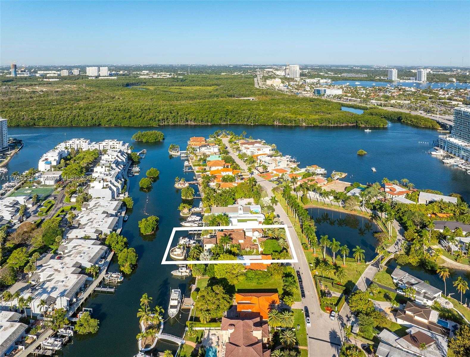 Small Image of 270 ATLANTIC AVE, Sunny Isles Beach Number 89
