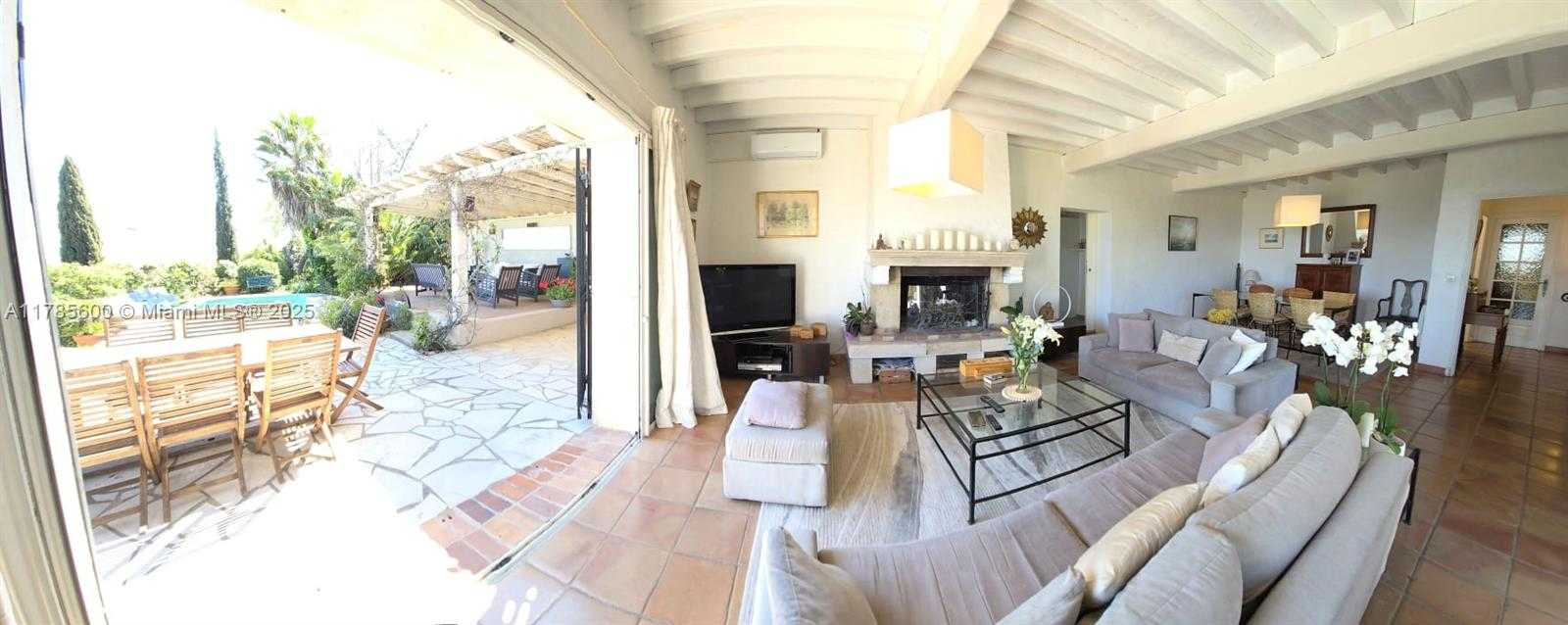 Small Image of 6 Trav. des Impiniers, 06220 Vallauris, France Number 29