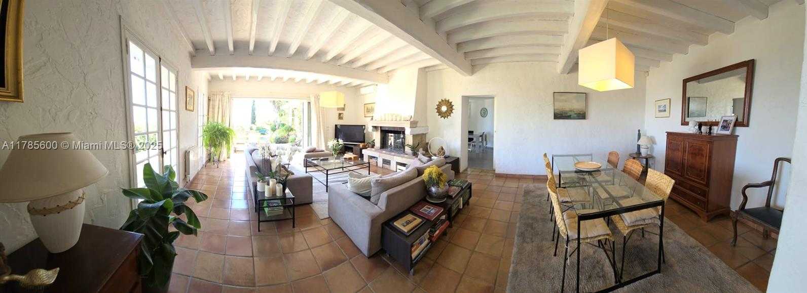 Small Image of 6 Trav. des Impiniers, 06220 Vallauris, France Number 31