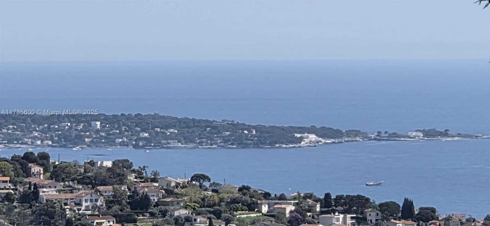 Small Image of 6 Trav. des Impiniers, 06220 Vallauris, France Number 41