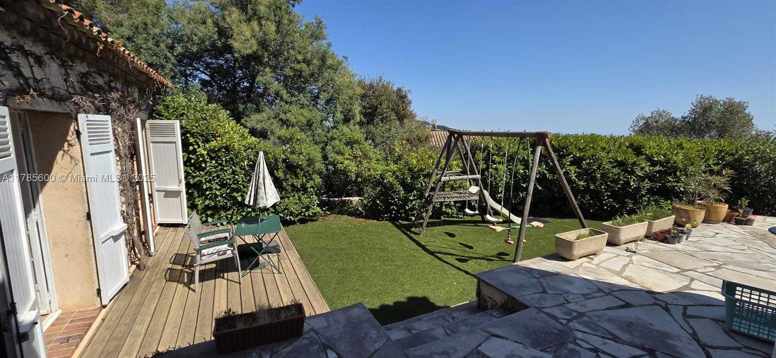 Small Image of 6 Trav. des Impiniers, 06220 Vallauris, France Number 46