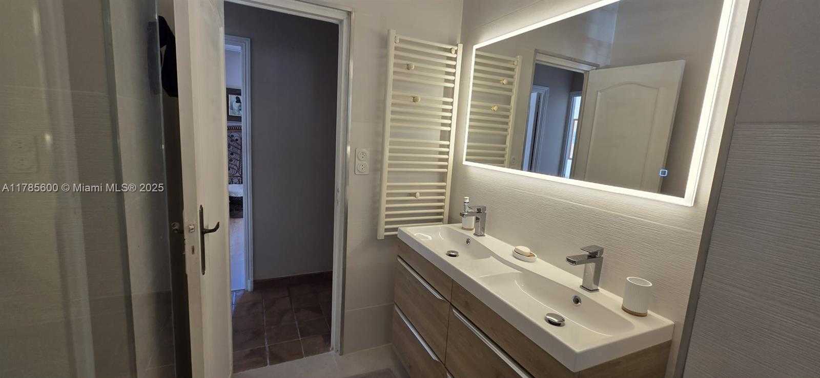 Small Image of 6 Trav. des Impiniers, 06220 Vallauris, France Number 53