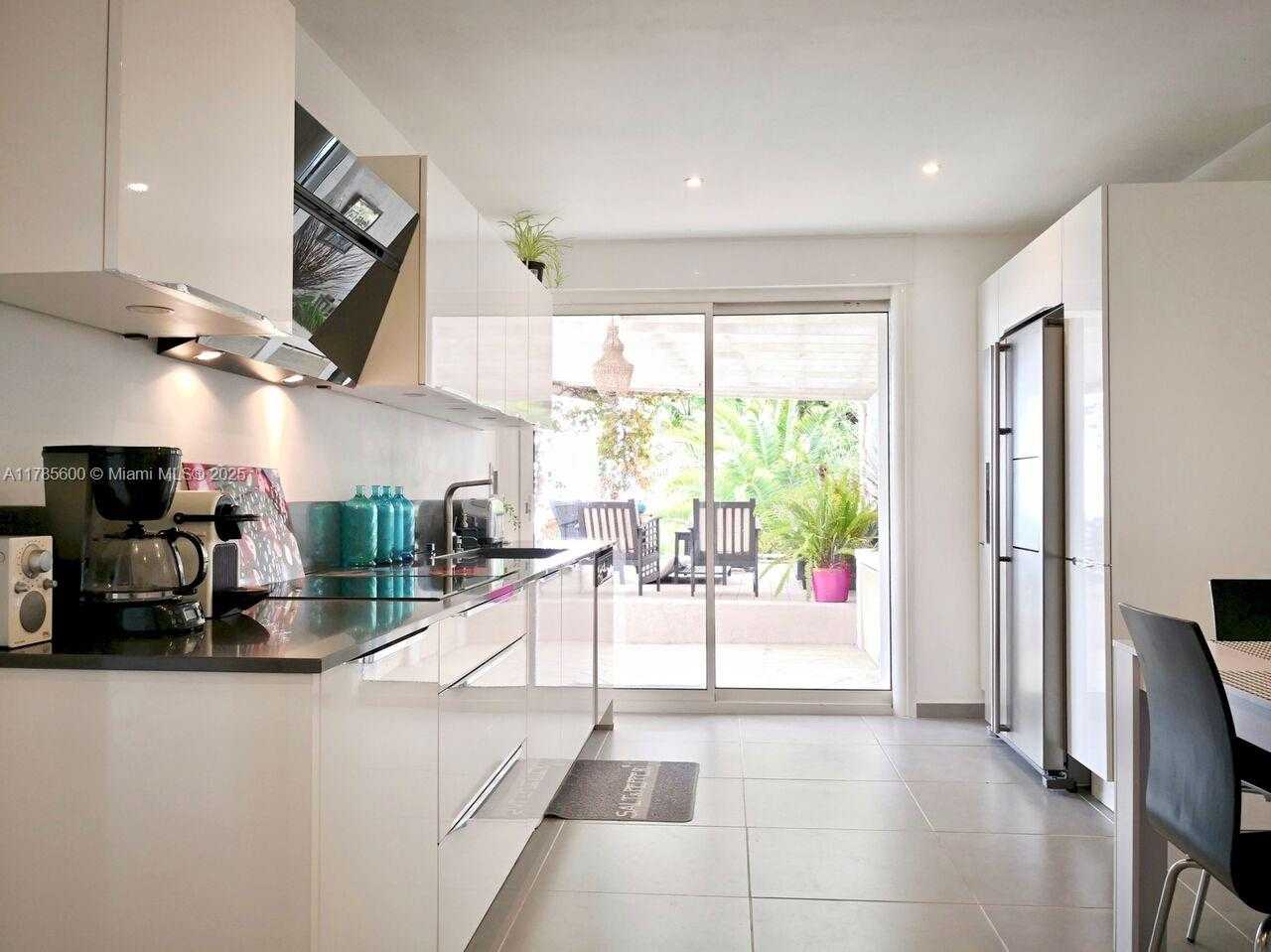 Small Image of 6 Trav. des Impiniers, 06220 Vallauris, France Number 6