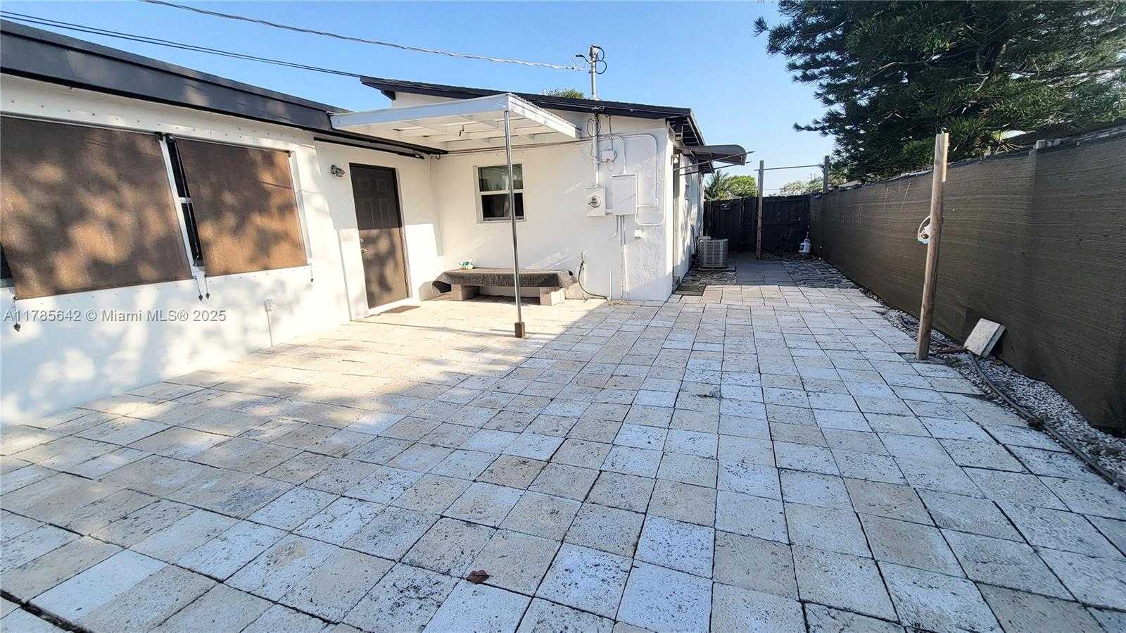 Small Image of 2127 SCOTT ST, Hollywood Number 18