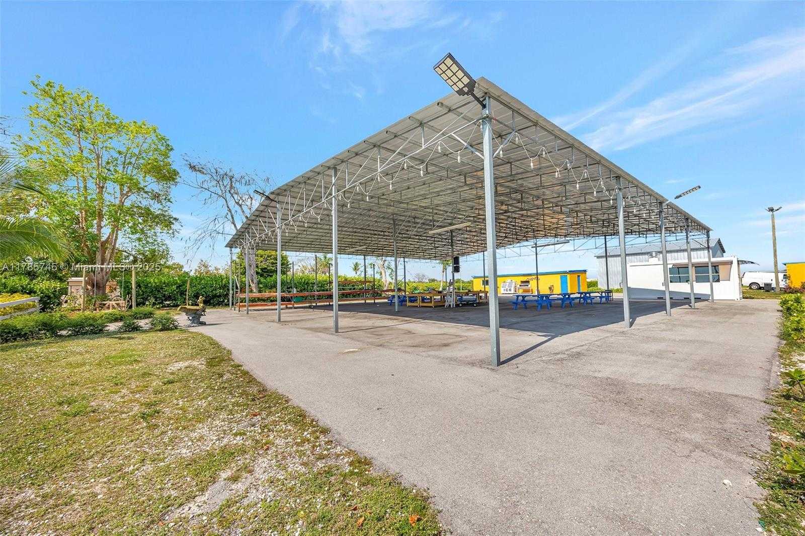 Small Image of 36355 SOUTH WEST 192ND AVE, Homestead Number 37