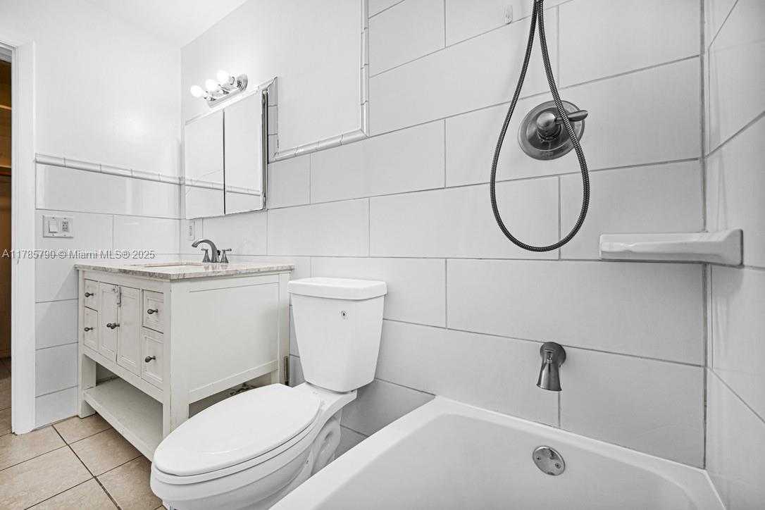 Small Image of 8451 NORTH WEST 10TH ST, Pembroke Pines Number 15