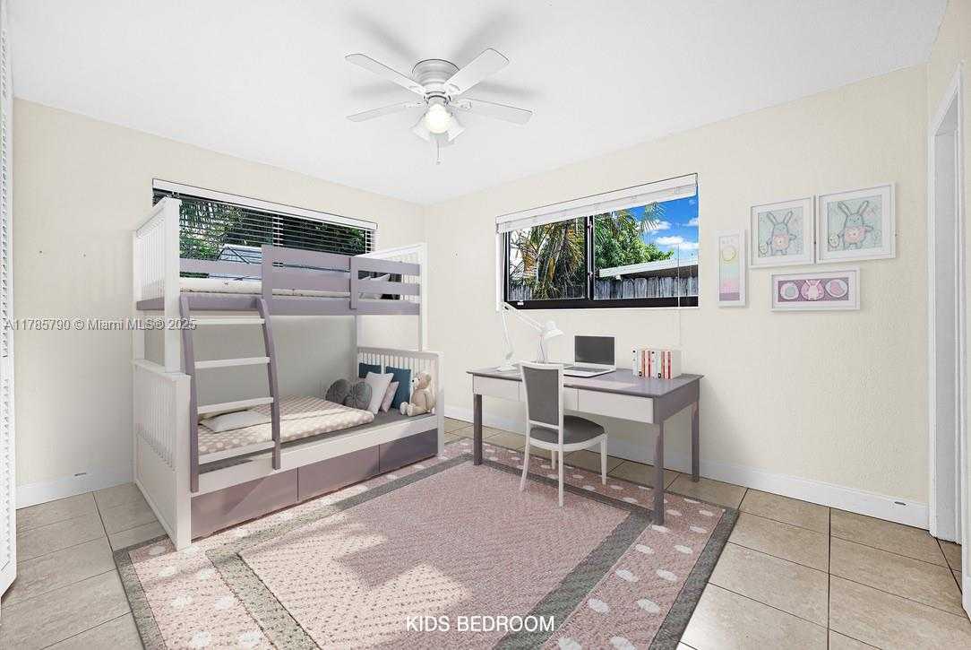 Small Image of 8451 NORTH WEST 10TH ST, Pembroke Pines Number 3