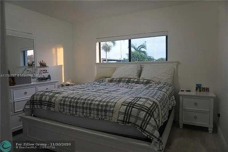 Small Image of 771 EAST 35TH ST, Hialeah Number 12