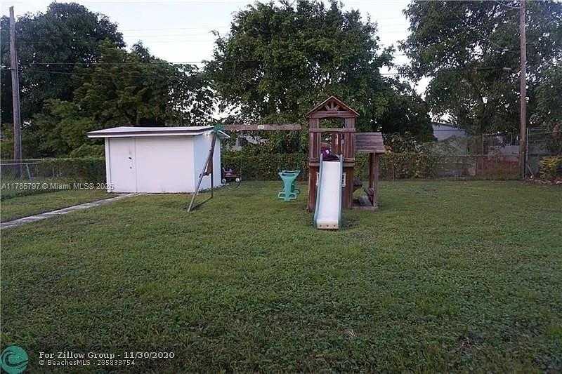 Small Image of 771 EAST 35TH ST, Hialeah Number 14