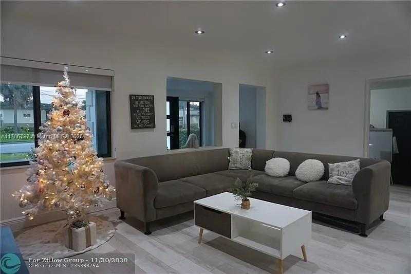 Small Image of 771 EAST 35TH ST, Hialeah Number 15