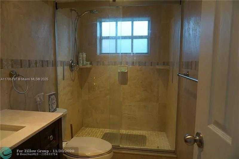 Small Image of 771 EAST 35TH ST, Hialeah Number 3
