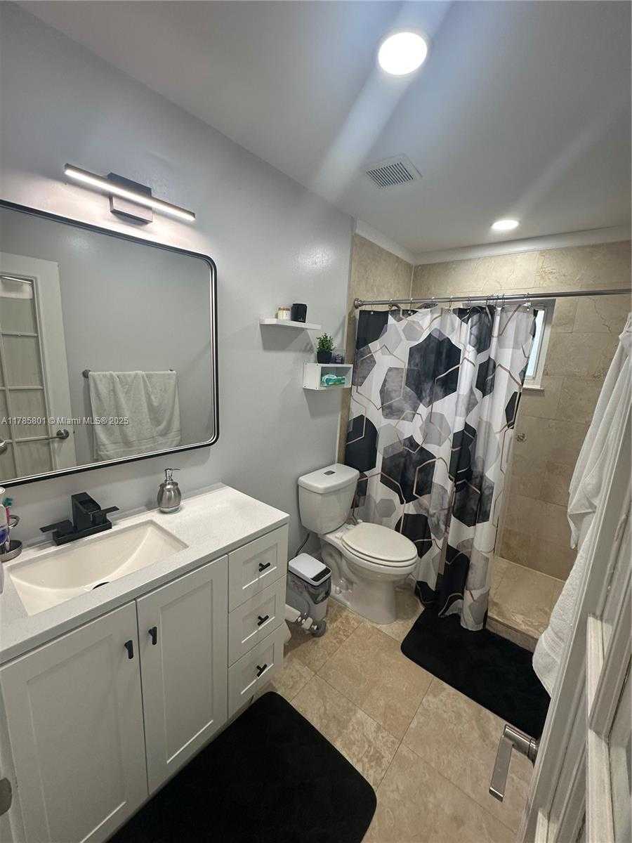 Small Image of 7531 TROPICANA ST, Miramar Number 10
