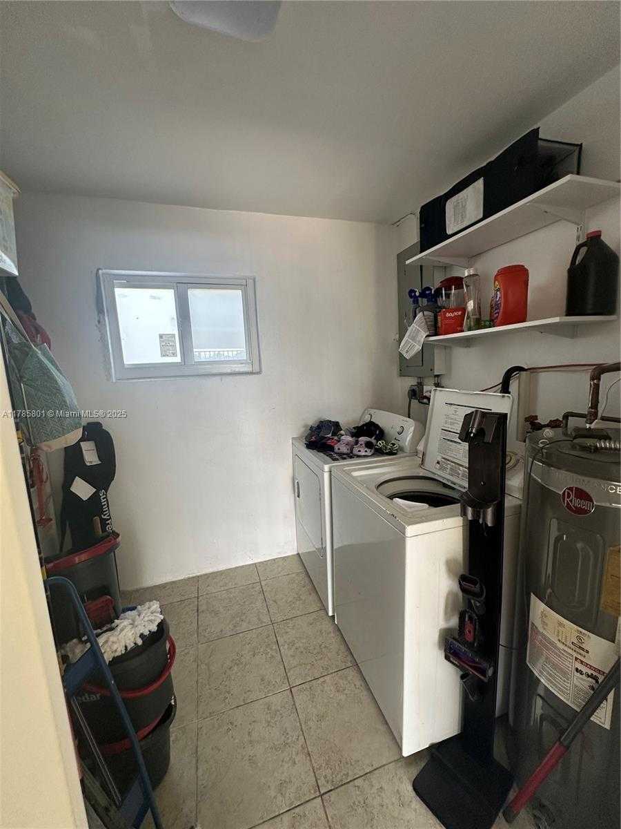 Small Image of 7531 TROPICANA ST, Miramar Number 12