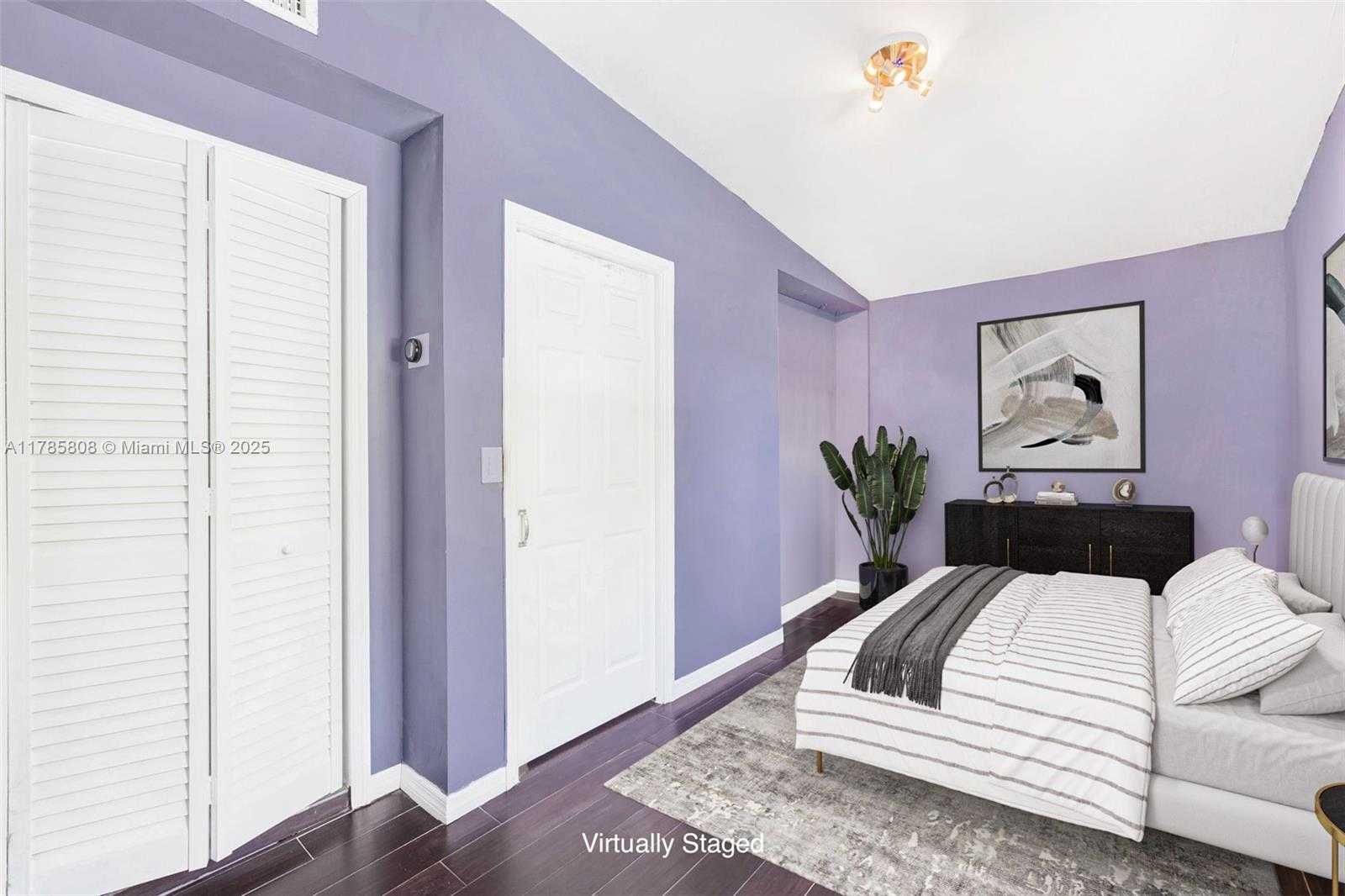 Small Image of 1805 NORTH EAST 117TH RD, North Miami Number 12