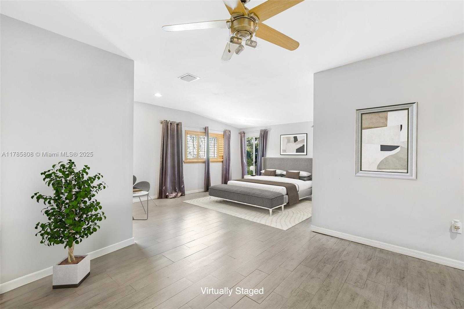 Small Image of 1805 NORTH EAST 117TH RD, North Miami Number 9