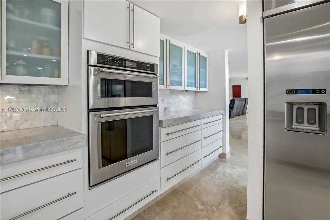 Small Image of 4050 NORTH EAST 25TH AVE, Lighthouse Point Number 13