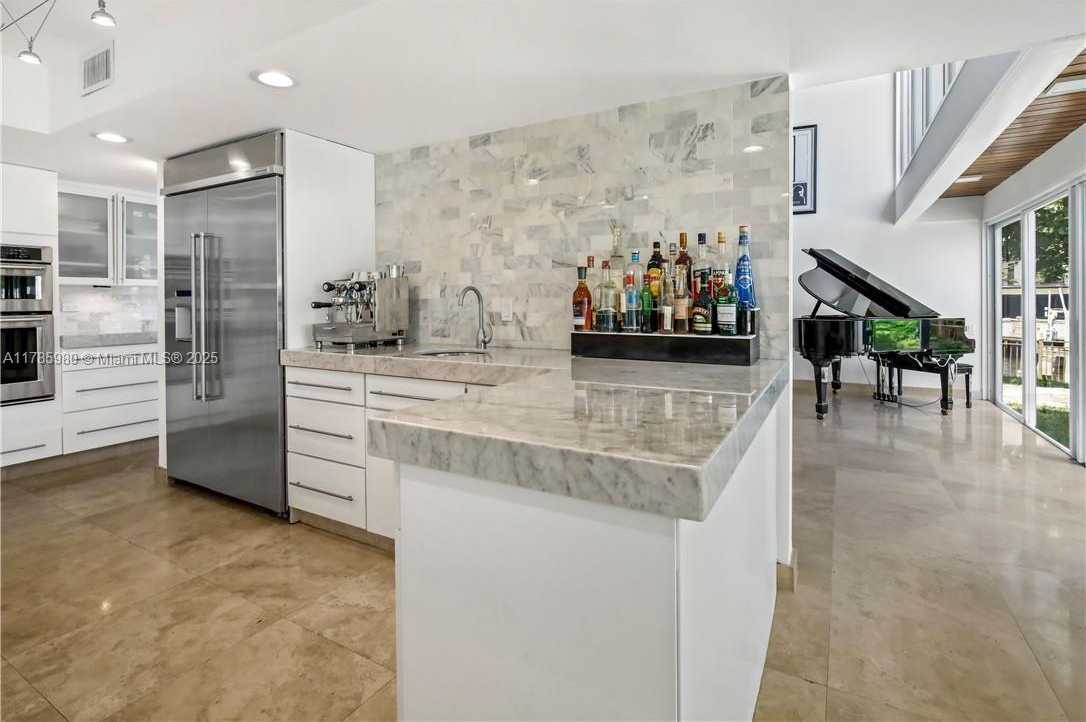 Small Image of 4050 NORTH EAST 25TH AVE, Lighthouse Point Number 15