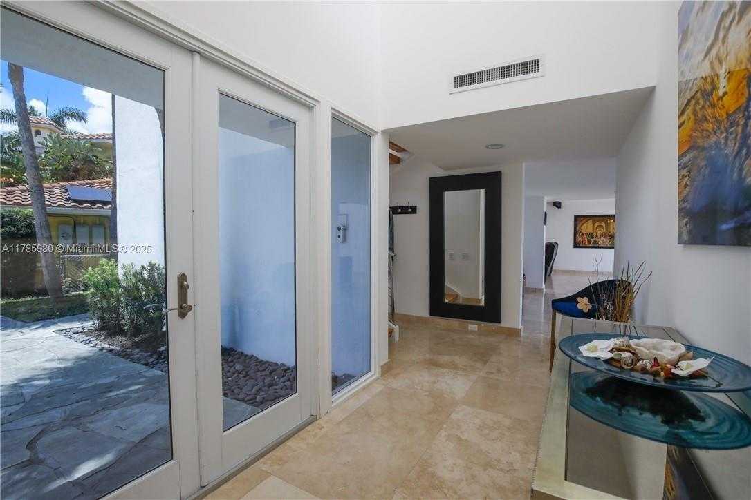 Small Image of 4050 NORTH EAST 25TH AVE, Lighthouse Point Number 18