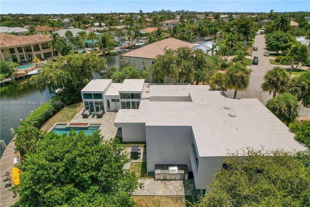 Small Image of 4050 NORTH EAST 25TH AVE, Lighthouse Point Number 28