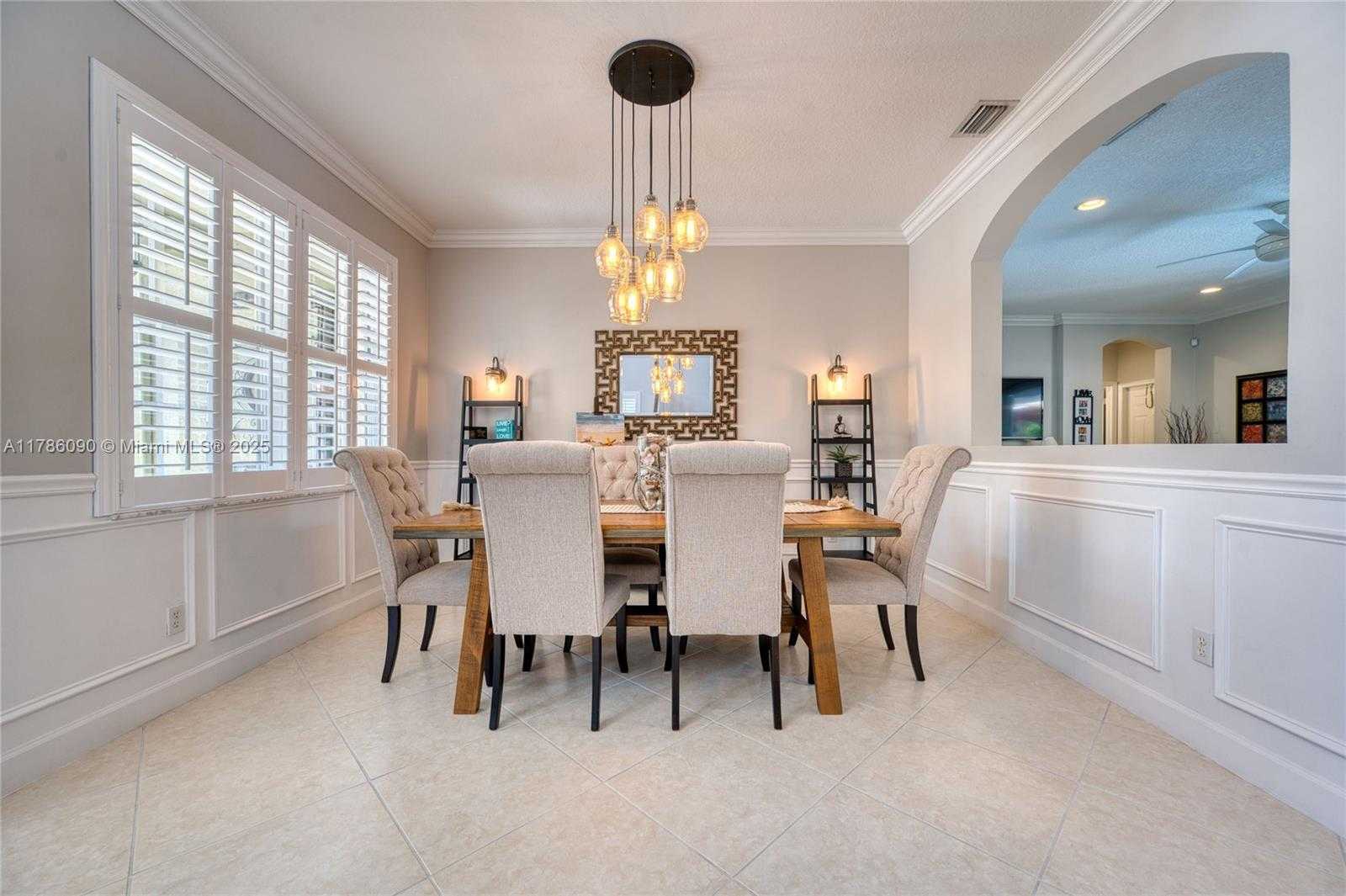 Small Image of 1454 NEWHAVEN POINT LN, West Palm Beach Number 12