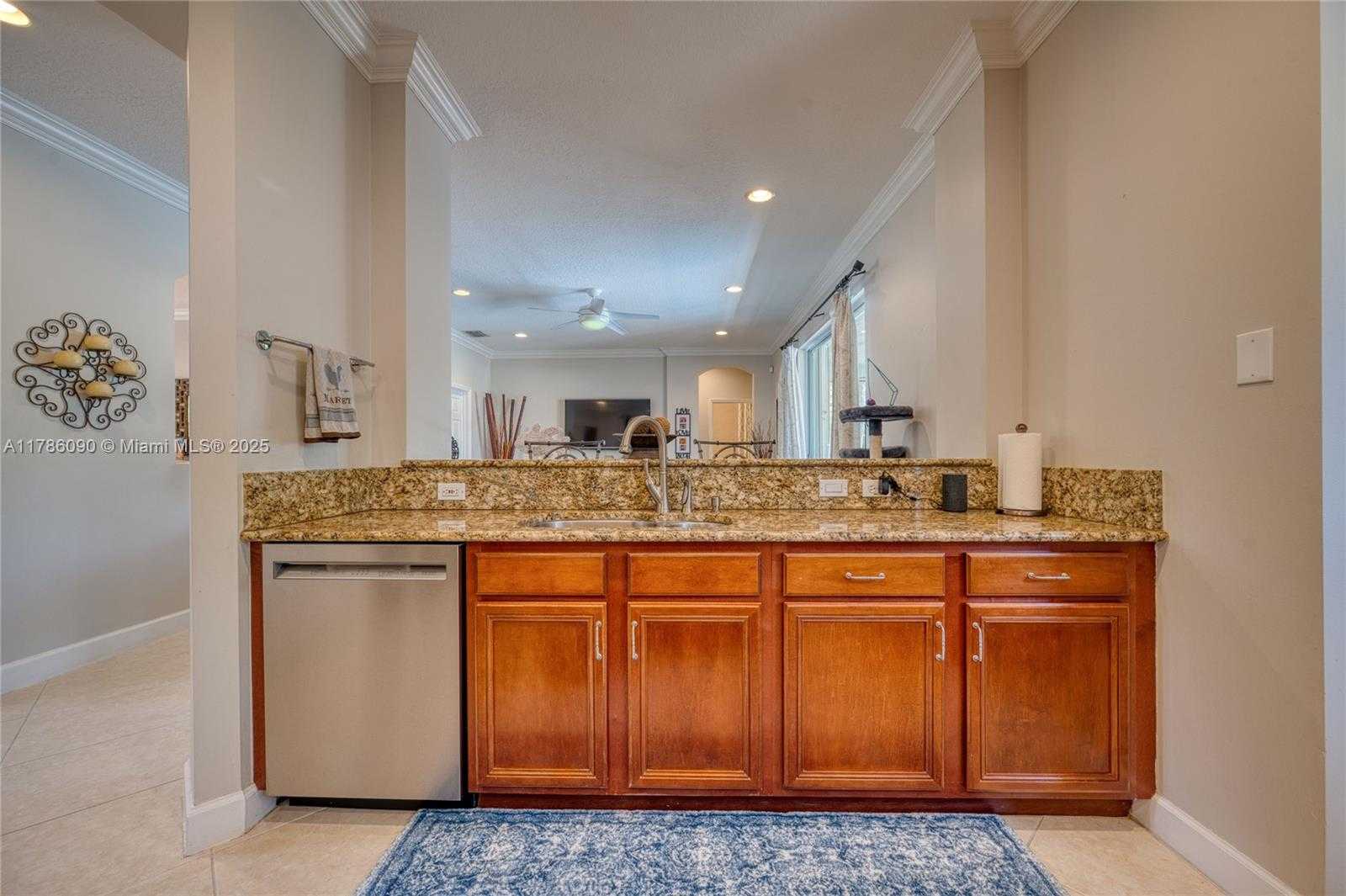 Small Image of 1454 NEWHAVEN POINT LN, West Palm Beach Number 19
