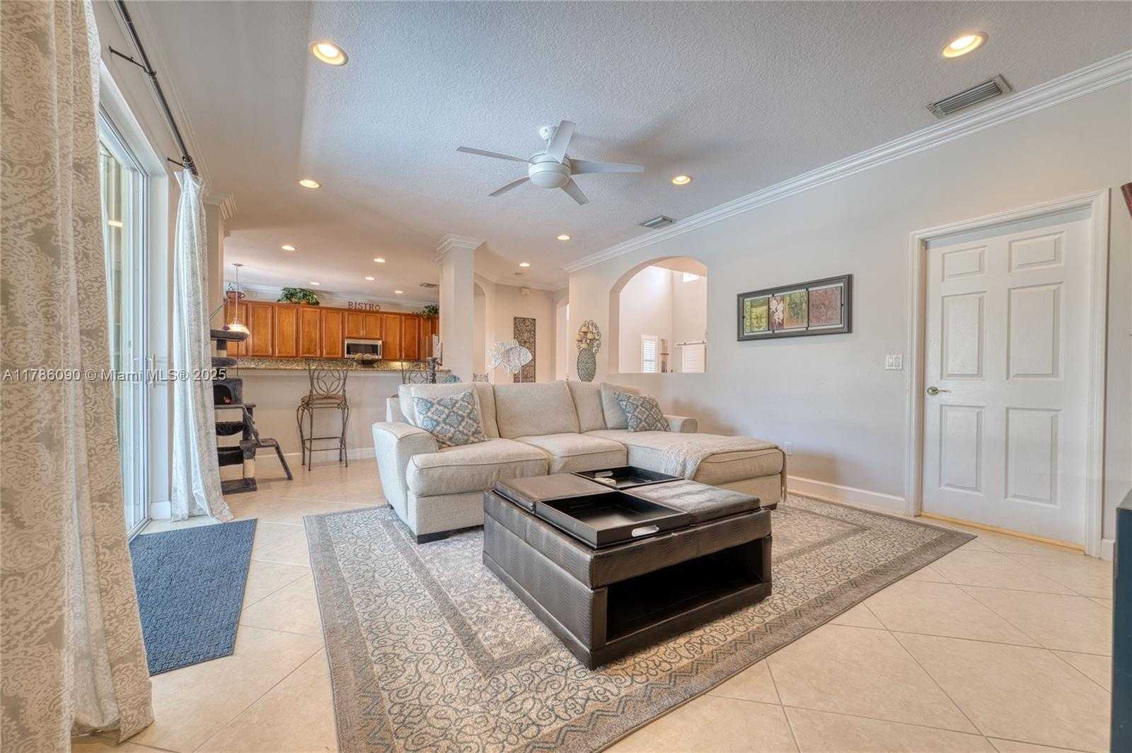 Small Image of 1454 NEWHAVEN POINT LN, West Palm Beach Number 21