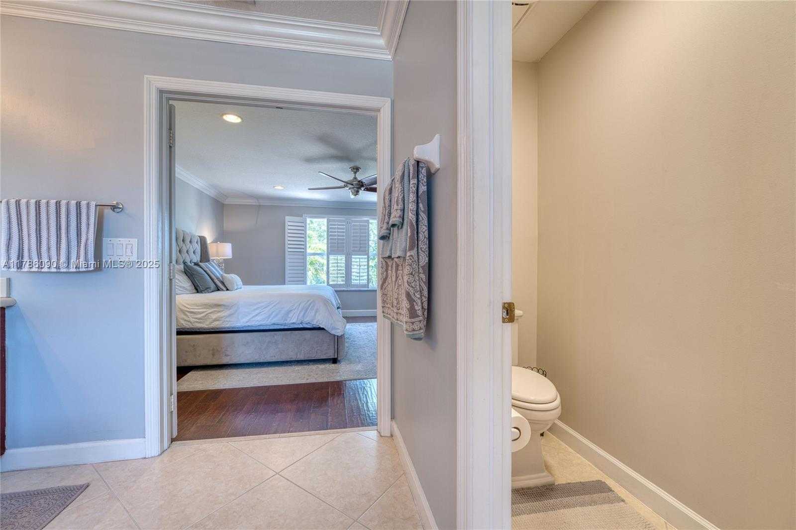 Small Image of 1454 NEWHAVEN POINT LN, West Palm Beach Number 34