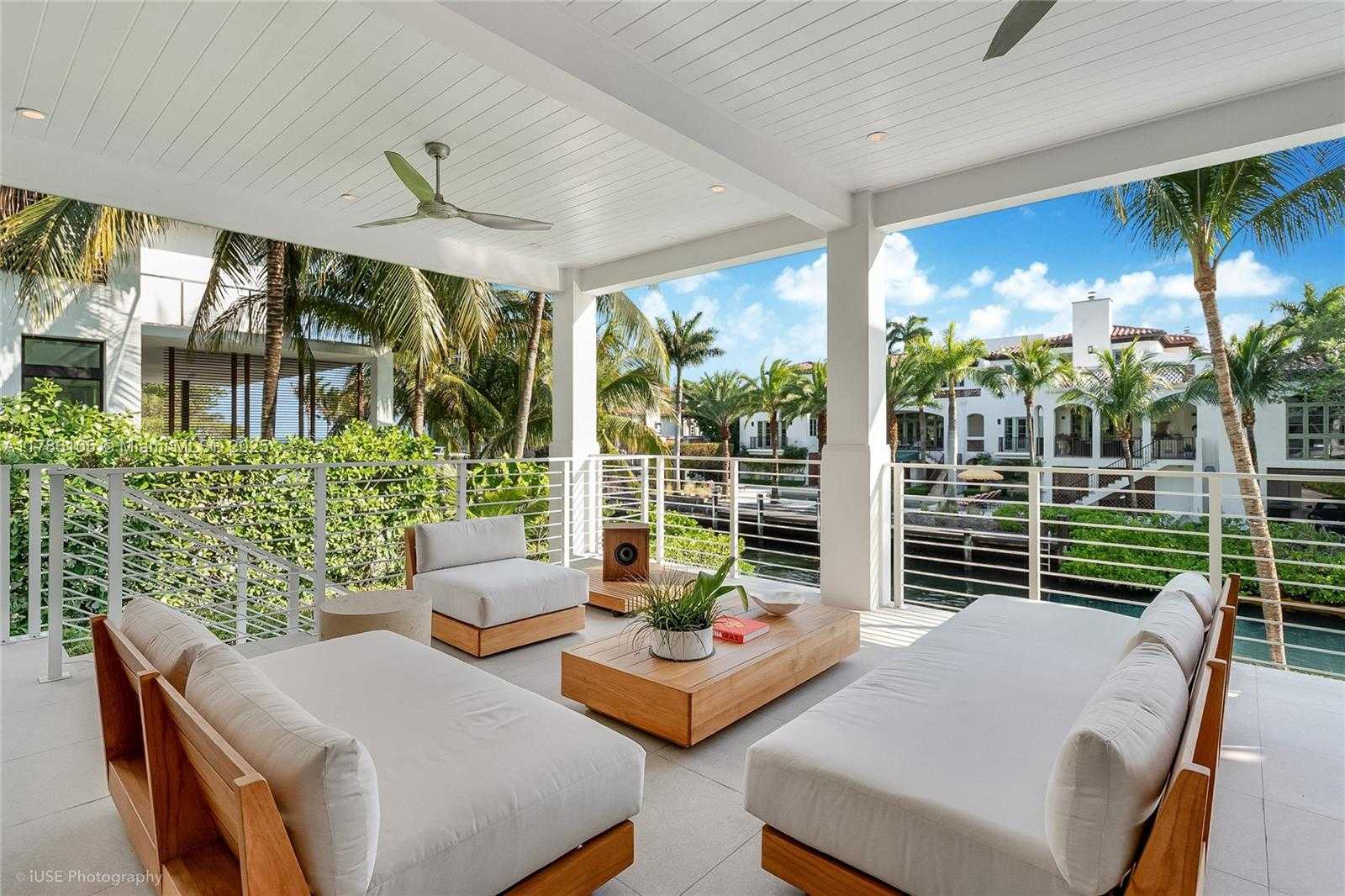 Small Image of 3835 CAROLE CT, Miami Number 21