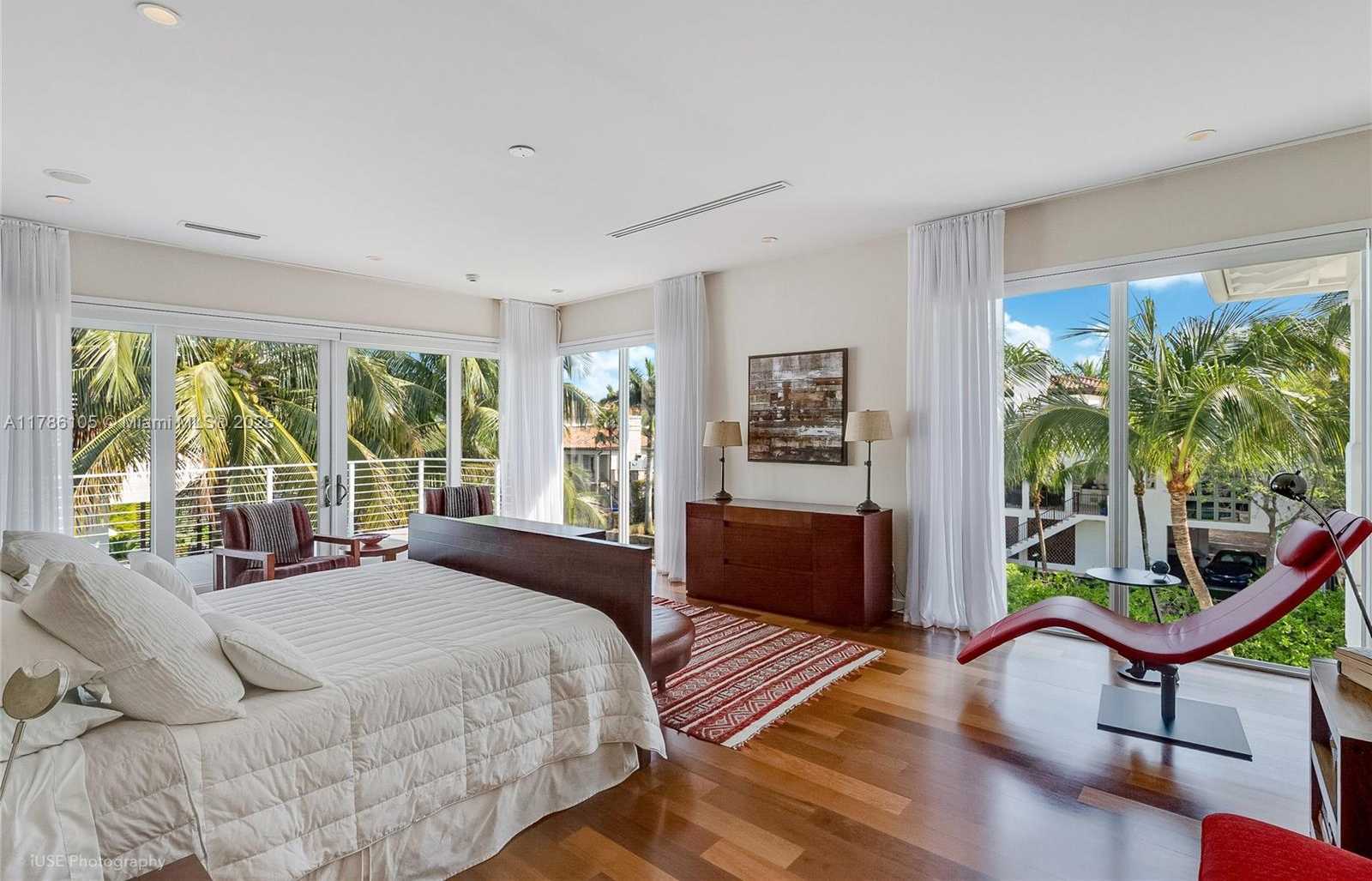 Small Image of 3835 CAROLE CT, Miami Number 24